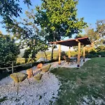 Luxury tent Glamping & Marche Nascoste Gualdo San Girolamo di Sopra