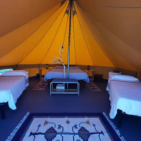 Glamping & Marche Nascoste Gualdo *