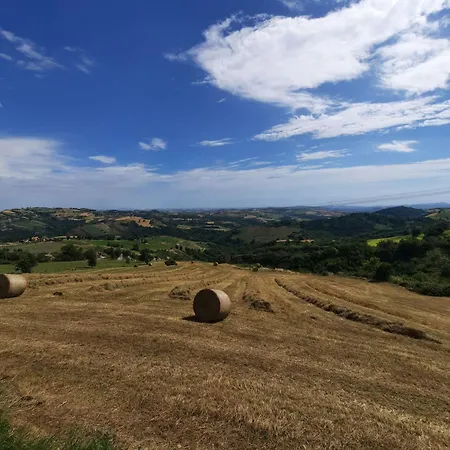 Glamping & Marche Nascoste Gualdo