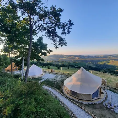 Glamping & Marche Nascoste Gualdo *